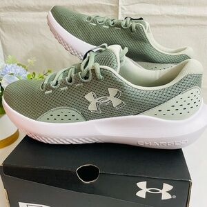 Under Armour UA W Charged Surge 4 - Women’s Size 10.5  Green